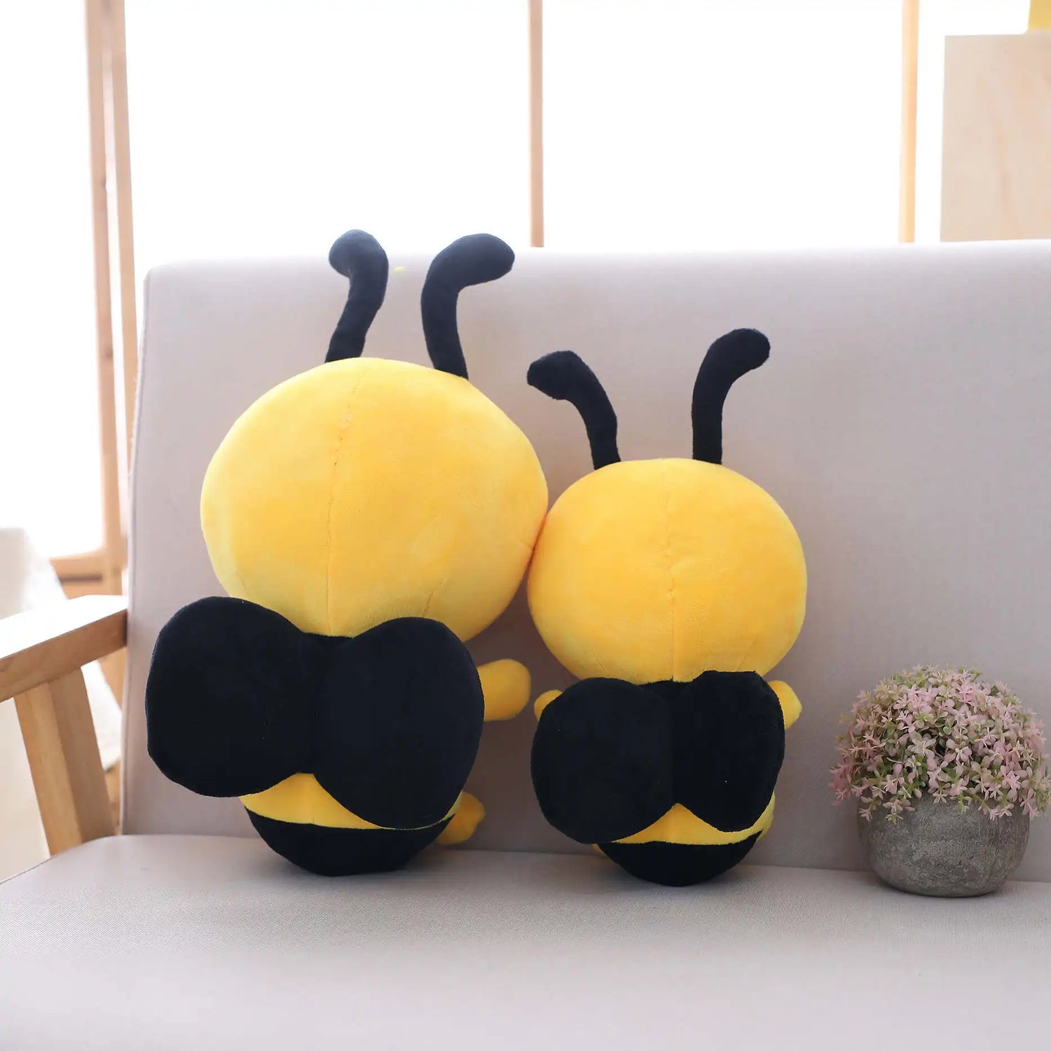 Cute Bee With Wings Plush Toys